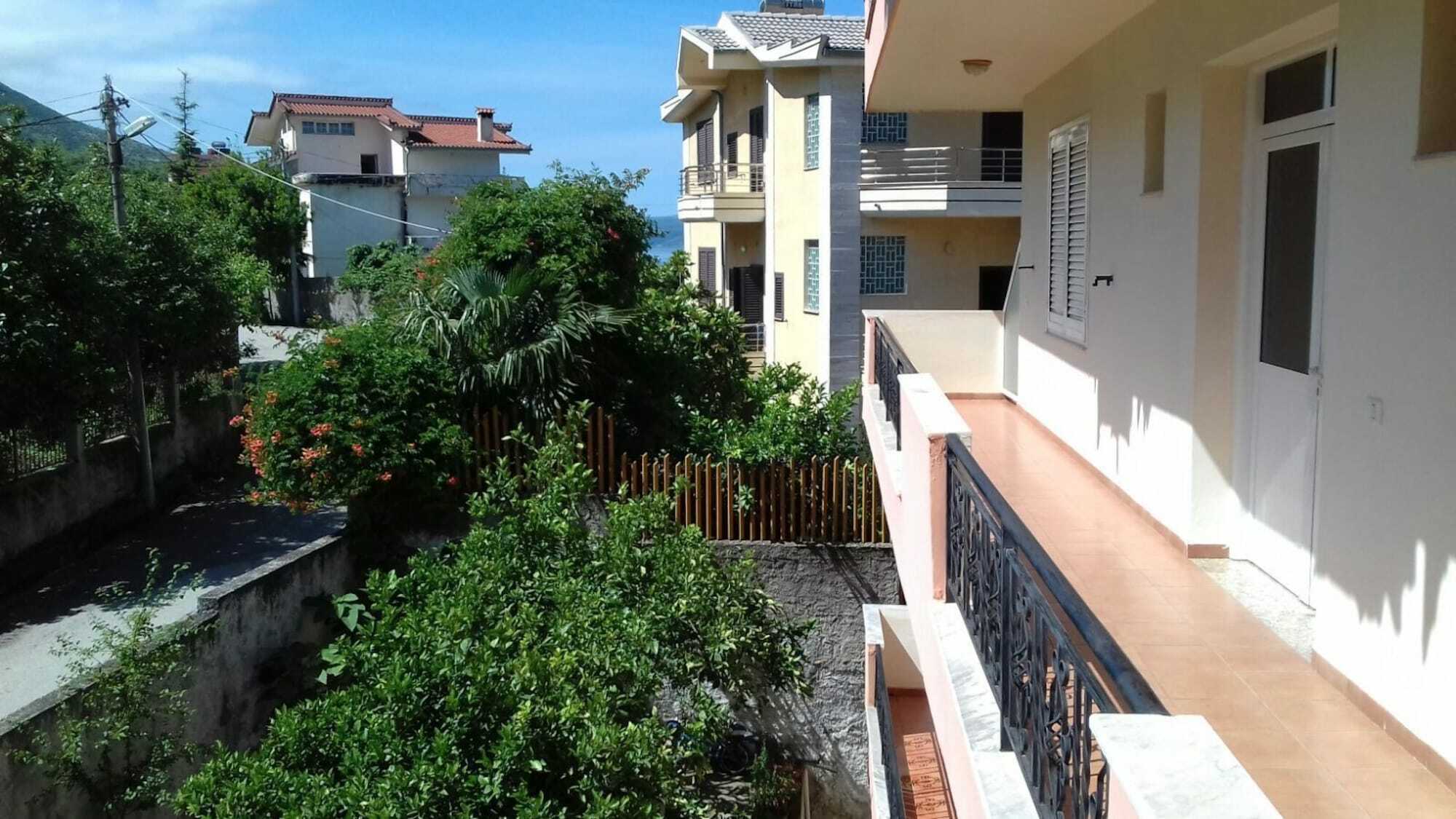 Vila Kristal Vlora Vlorë Exterior foto